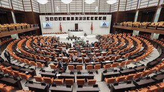 Son dakika: Dezenformasyon yasası teklifinde en çok o madde tartışılmıştı! Kritik 29. madde Meclis'ten geçti... 