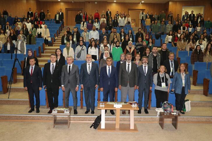 Karabük'te "Sosyal Hizmet Sempozyumu" başladı G1