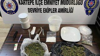 Kocaeli'de araçta 907 gram metamfetamin ele geçirildi