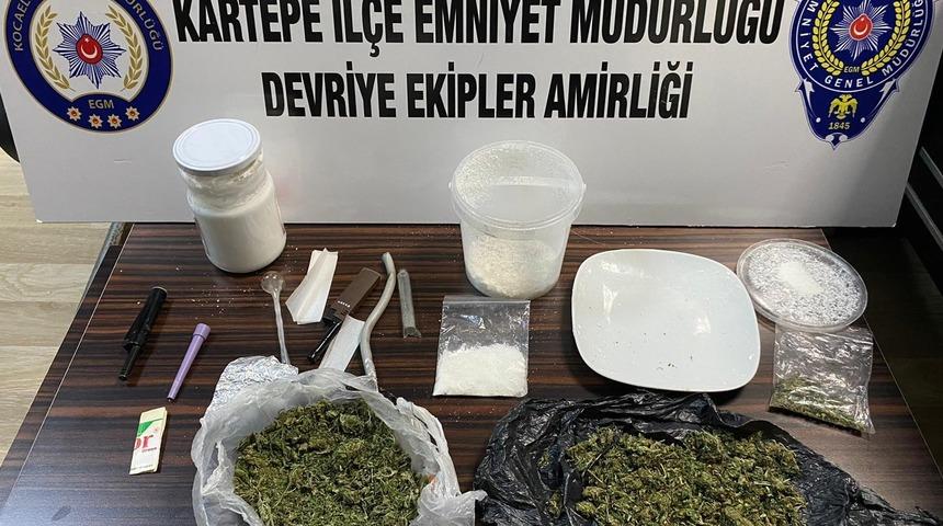 Kocaeli'de araçta 907 gram metamfetamin ele geçirildi
