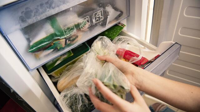 Bu durumda kesinlikle çöpe atılmalı! Elektrik kesilince buzdolabındaki yiyeceklere ne olur?