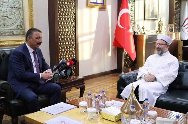 Diyanet İşleri Başkanı Erbaş, Siirt Valiliğini ziyaret etti G4