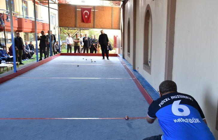 Karabük'te huzurevi sakinleri bocce müsabakalarında karşı karşıya geldi G2