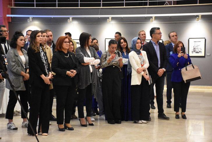 "Batıdan Doğuya Asya" fotoğraf sergisi Eskişehir'de açıldı G4