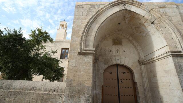 Mardin'de restore edilen tarihi Mor Efrem Kilisesi ibadete açıldı