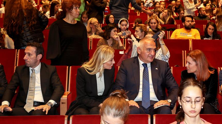 "Don Kişot Balesi" AKM'de sahnelendi