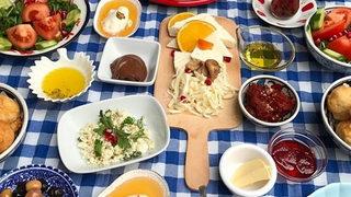 Sofraların olmazsa olmazıydı! Fiyatı cep yakıyor: Yılbaşından sonra 250 TL'ye bulabilirseniz...