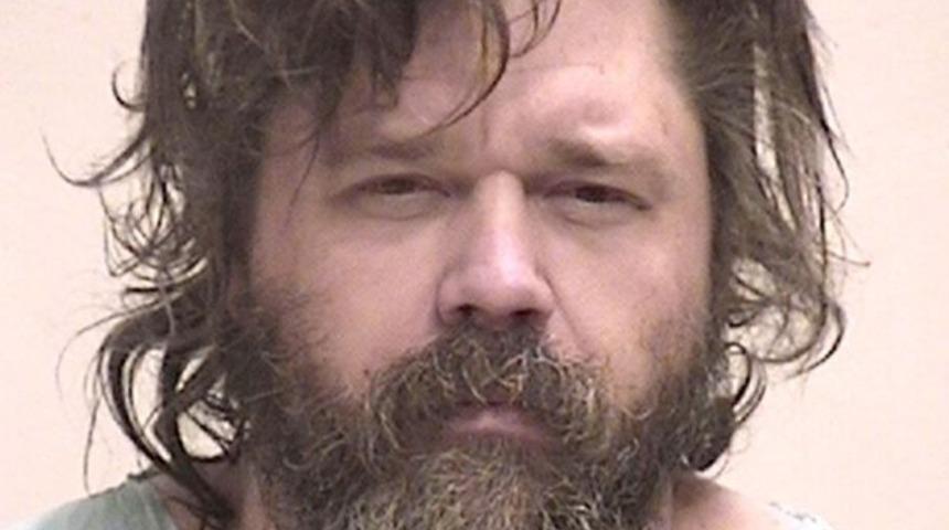 Günlerce bodrum katında mahsur kaldı, işkence gördü! Kaçıp komşulardan yardım istedi