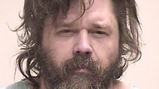 Günlerce bodrum katında mahsur kaldı, işkence gördü! Kaçıp komşulardan yardım istedi