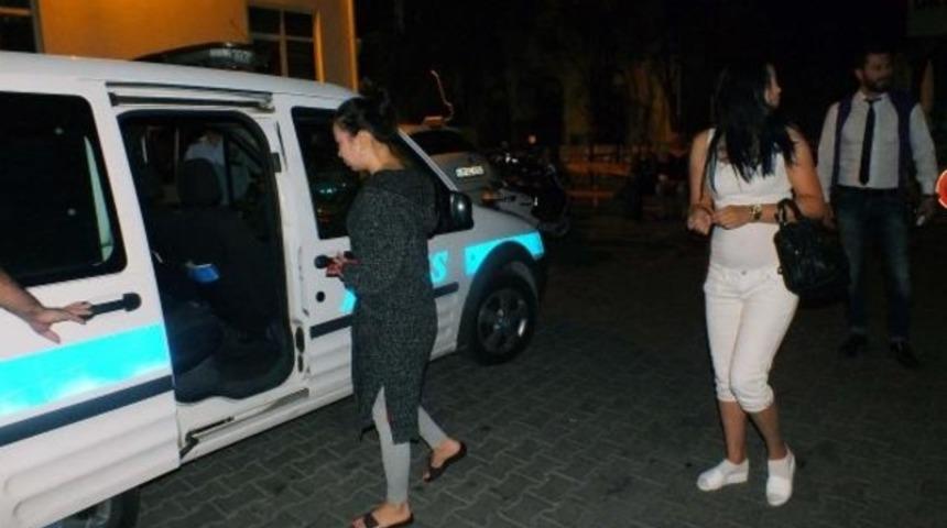 Marmaris'te fuhuş operasyona 6 g&ouml;zaltı