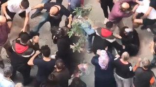 Esenler'de iğrenç olay! 15 yaşındaki genç kızı adım adım takip etti, yabancı uyruklu kişi linç edildi