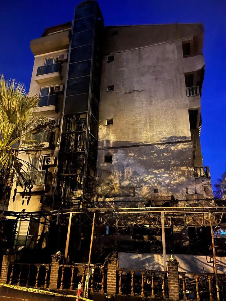Marmaris'te otelde çıkan yangında dumandan etkilenen 12 kişi hastaneye kaldırıldı G1