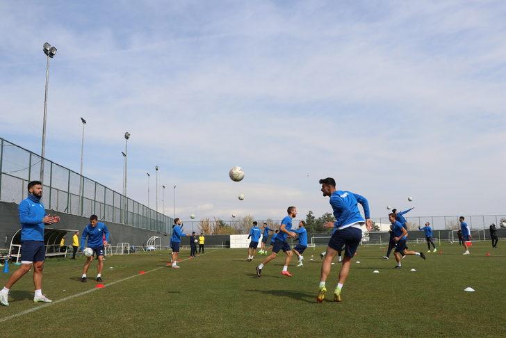 Erzurumspor FK, hedeflediği puan ortalaması için Bordrumspor maçına odaklandı G5