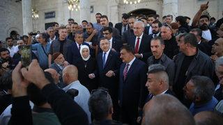 Cumhurbaşkanı Yardımcısı Oktay Malatya’da ziyaretlerde bulundu