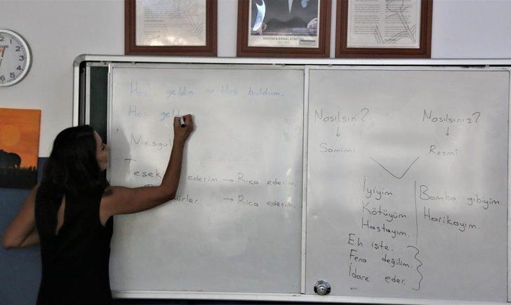 Savaştan kaçıp Türkiye'ye sığınmışlardı! Rus ve Ukraynalılar aynı sınıfta Türkçe öğreniyor G1