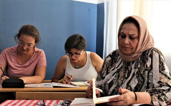 Savaştan kaçıp Türkiye'ye sığınmışlardı! Rus ve Ukraynalılar aynı sınıfta Türkçe öğreniyor G4