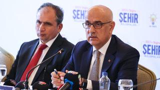 Bakan Kirişci ile AK Parti'li Leyla Şahin Usta, Uşak'ta açıklamalarda bulundu