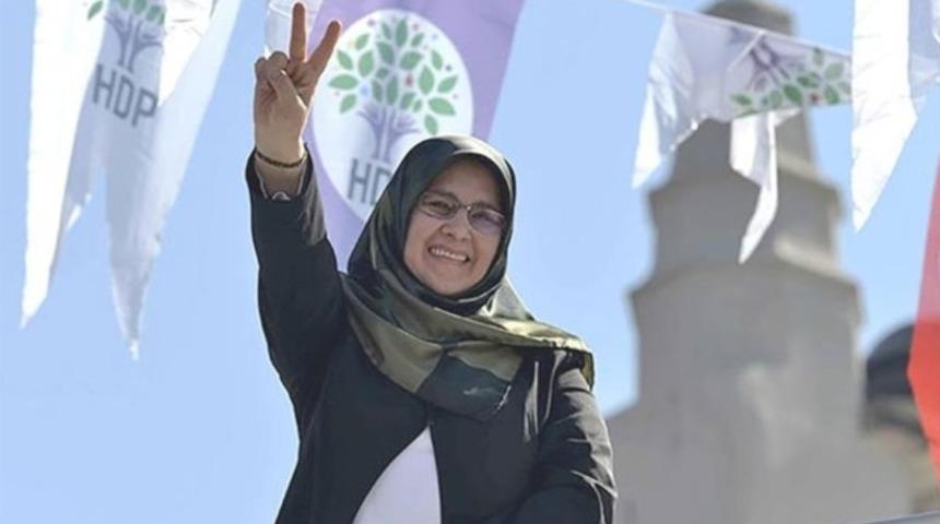 HDP'li Hüda Kaya gözaltına alındı