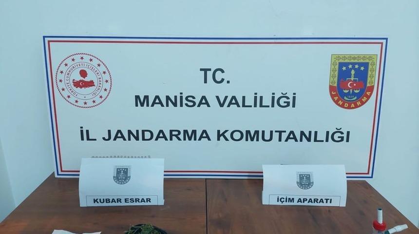 Manisa'da uyuşturucu operasyonunda 4 kişi yakalandı