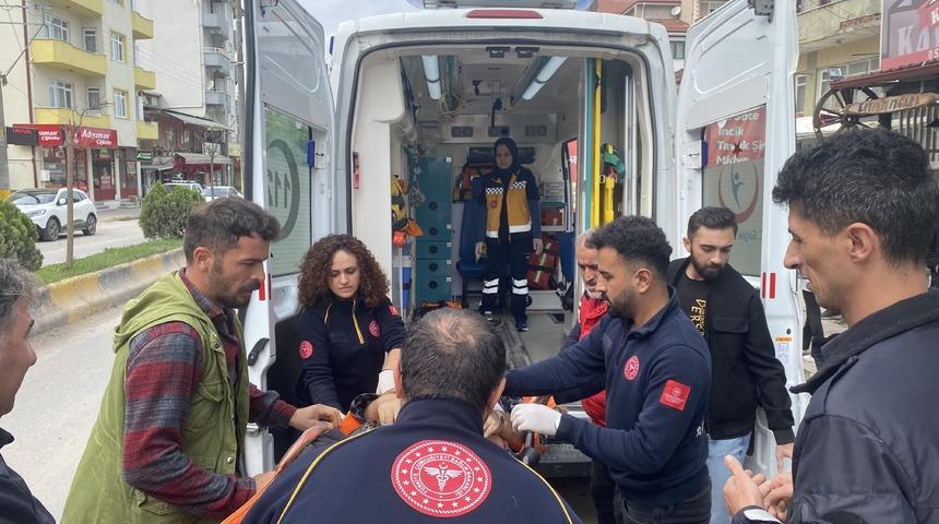 Sakarya'da cami tuvaletinde hareketsiz halde bulunan kişi hastanede öldü