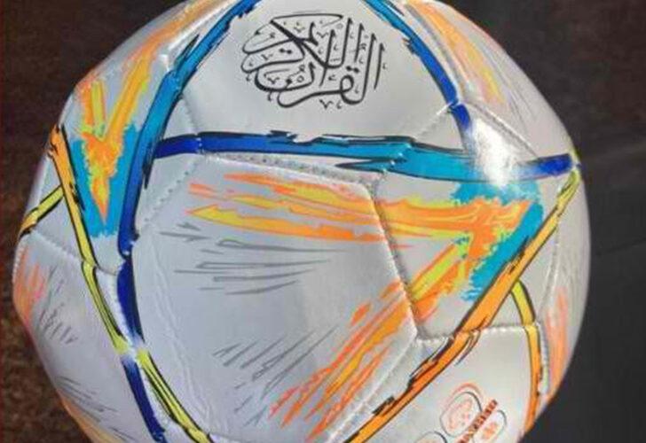 Yunanistan'da skandal görüntü! 'Kuran-ı Kerim' yazılı futbol topları tepkilerin ardından piyasadan toplatıldı