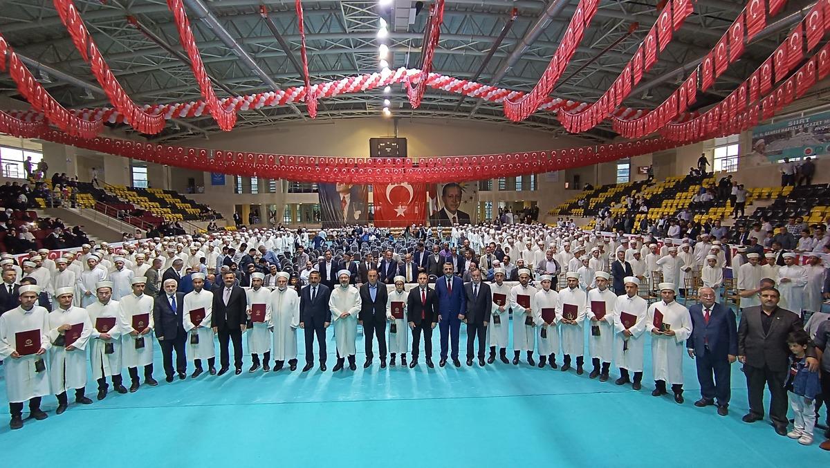 Diyanet İşleri Başkanı Erbaş, Siirt'te hafızlık icazet t&ouml;renine katıldı: