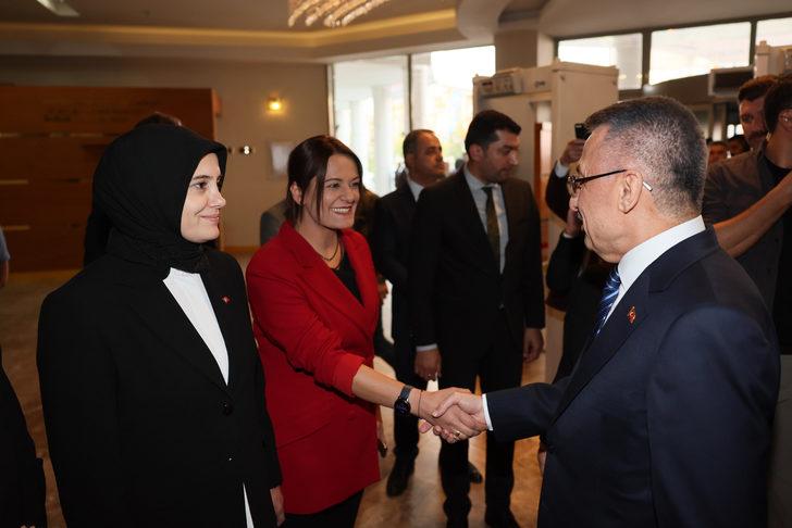 Cumhurbaşkanı Yardımcısı Oktay, Malatya'daki "Vefa Buluşması"nda konuştu: G3