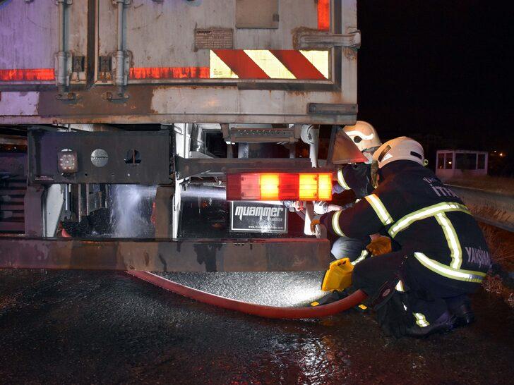 Kırıkkale'de dinamit yüklü kamyonda çıkan yangın söndürüldü G5