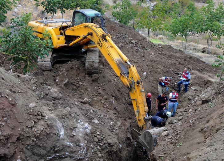 Antalya'da toprak kayması sonucu 1 kişi öldü, 1 kişi yaralandı G4