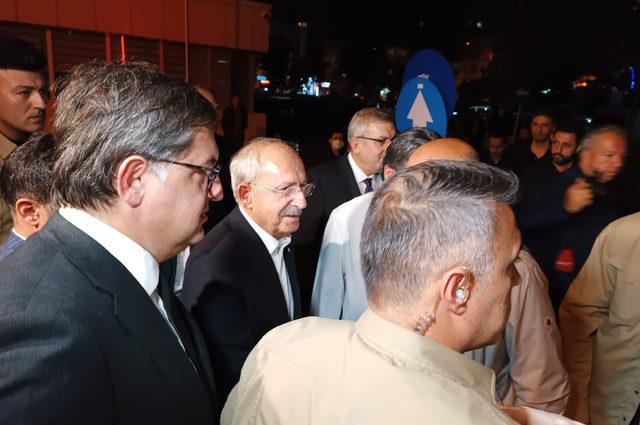 CHP Genel Başkanı Kılıçdaroğlu, hastanede tedavi gören kardeşini ziyaret etti