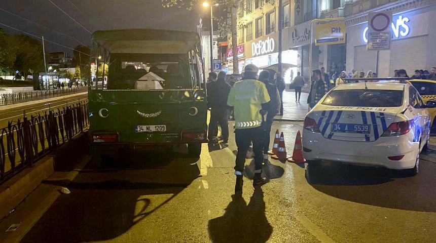 Fatih'te kamyonun altında kalan elektrikli bisiklet sürücüsü öldü
