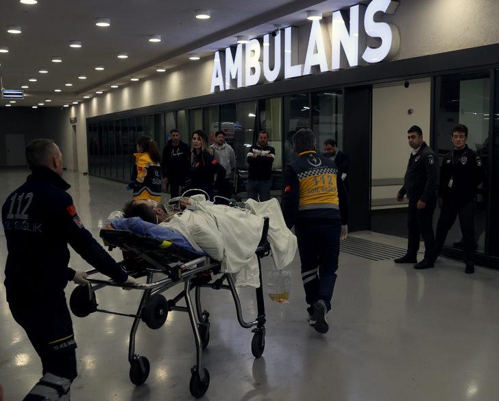 Bartın'daki maden ocağı patlamasında yaralanan 6 işçi ambulans uçakla İstanbul'a getirildi G1