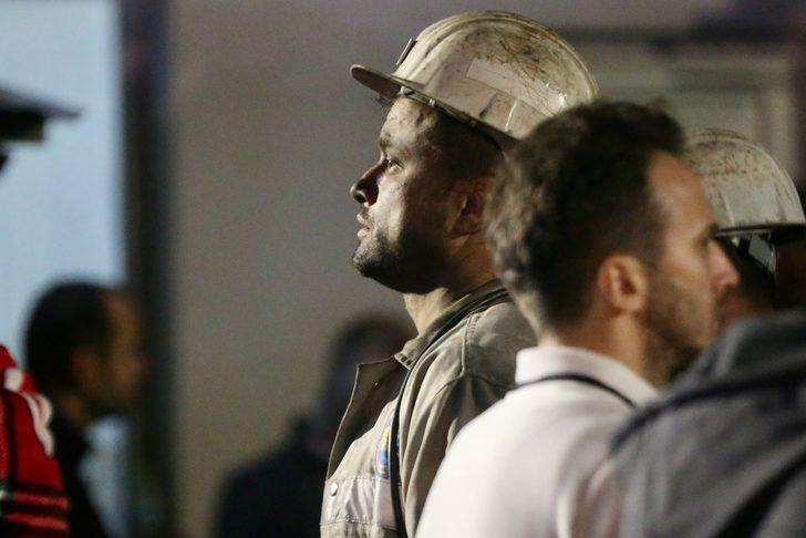 Amasra'da patlamanın yaşandığı maden ocağında ekiplerin yoğun mücadelesi sürüyor G3