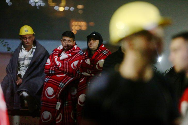 Amasra'da patlamanın yaşandığı maden ocağında ekiplerin yoğun mücadelesi sürüyor G4