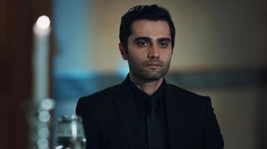 Eşkıya D&uuml;nyaya H&uuml;k&uuml;mdar Olmaz Alpaslan &Ouml;ld&uuml;m&uuml;?Yeni B&ouml;l&uuml;mde Varmı Yokmu Neden Yok!