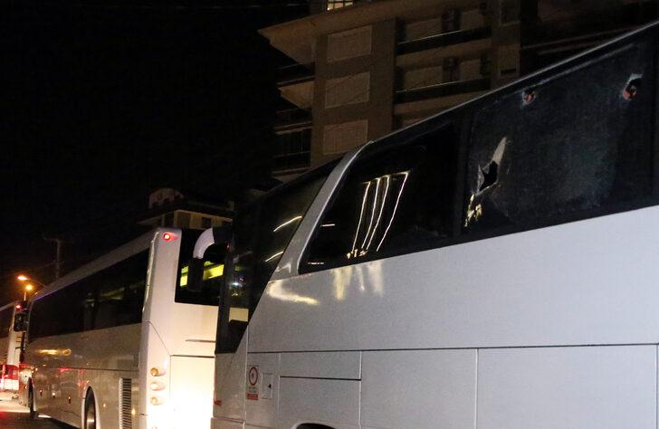 Alanya'da taraftarları taşıyan otobüslere taşlı saldırı G2
