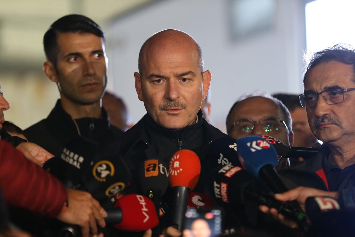 Bakan D&ouml;nmez, Amasra'da maden ocağındaki patlamaya ilişkin a&ccedil;ıklama yaptı: