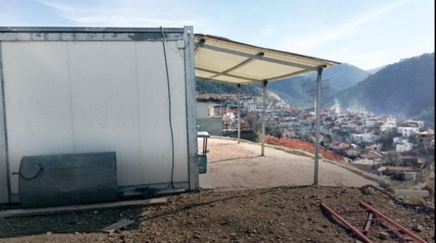 İzmir'de 6 &ouml;ğretmen tecav&uuml;zden son anda kurtuldu