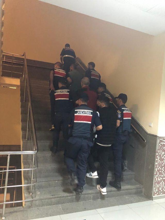 Elazığ'da çöp toplama merkezi yakınlarında kadın cesedi bulundu