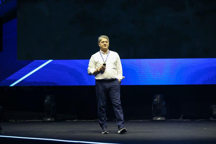 Zirve 23, üniversite öğrencileri ile üst düzey isimleri bir araya getirdi G3