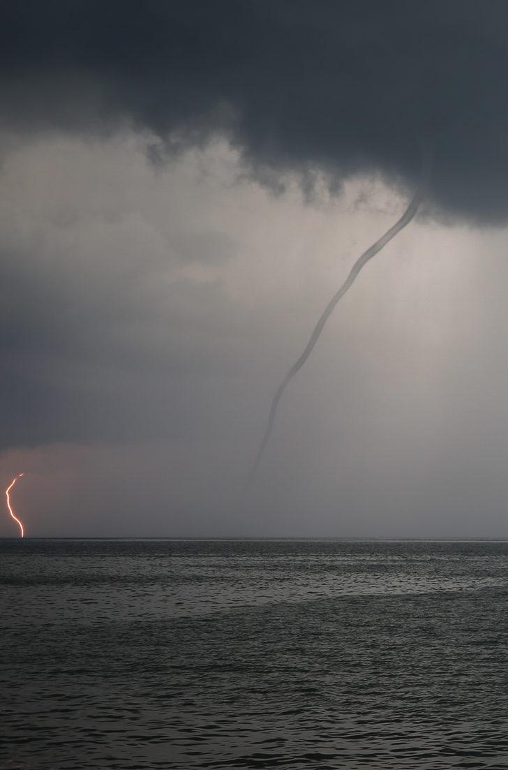 İskenderun Körfezi'nde 3 hortum oluştu G3