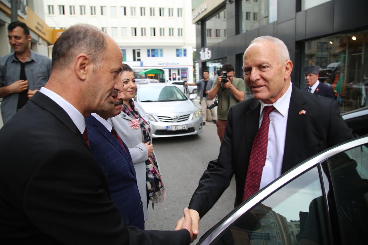 KKTC Cumhuriyet Meclisi Başkanı T&ouml;re, Bartın'da madendeki patlamaya ilişkin konuştu: