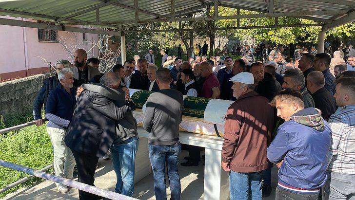 Maden ocağındaki patlamada hayatını kaybeden işçilerden Emrah Kaval, son yolculuğuna uğurlandı G5