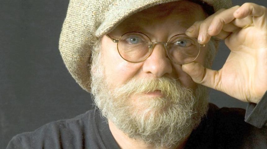 "Türkiye’de sanatın içine tükürme ve de ucube diye isimleme zihniyeti var!"