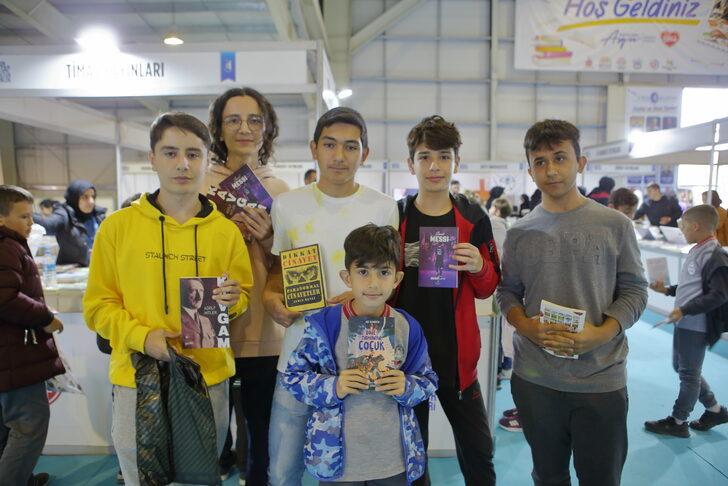 "Çocuklarımız Okusun Diye" projesiyle 25 bin öğrenci ücretsiz kitapla buluştu G1
