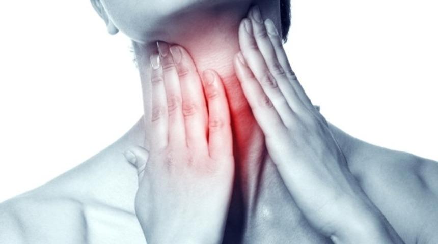 Robotla tiroid ameliyatı güvenle yapılabilir mi?