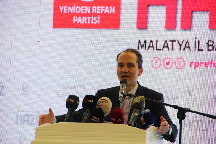Yeniden Refah Partisi Genel Başkanı Erbakan, Malatya'da partisinin il kongresine katıldı: G3