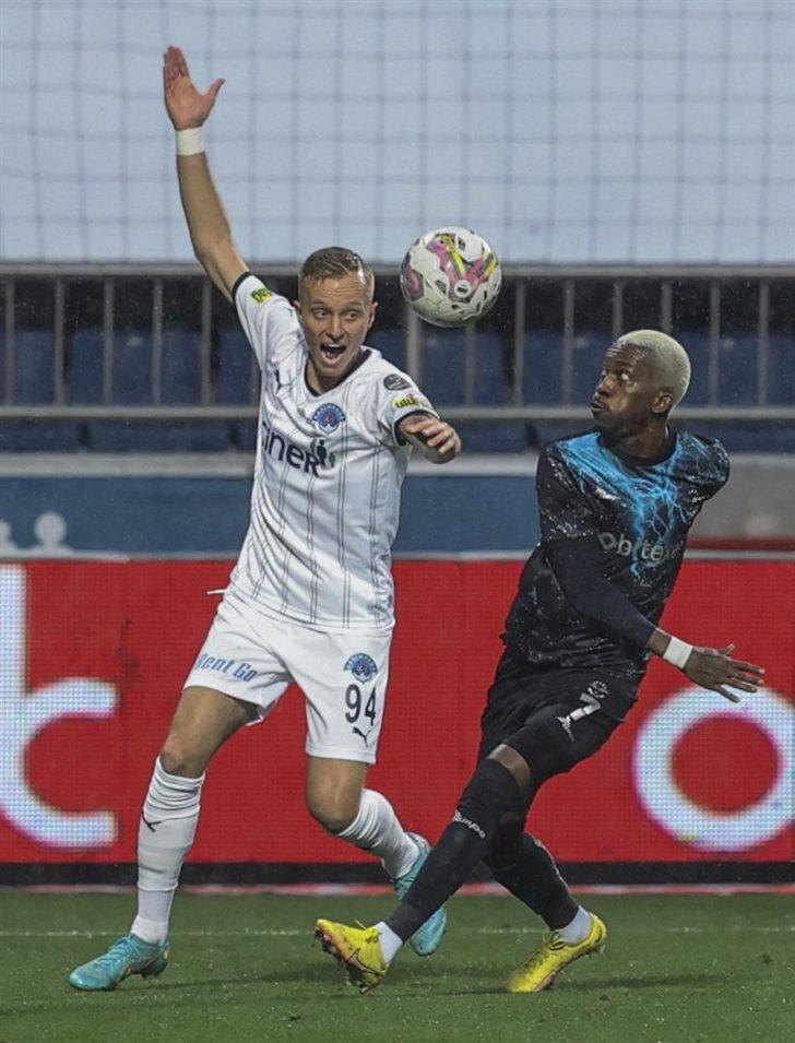 Younes Belhanda coştu; Adana Demirspor, Kasımpaşa'yı bozguna uğrattı! G4