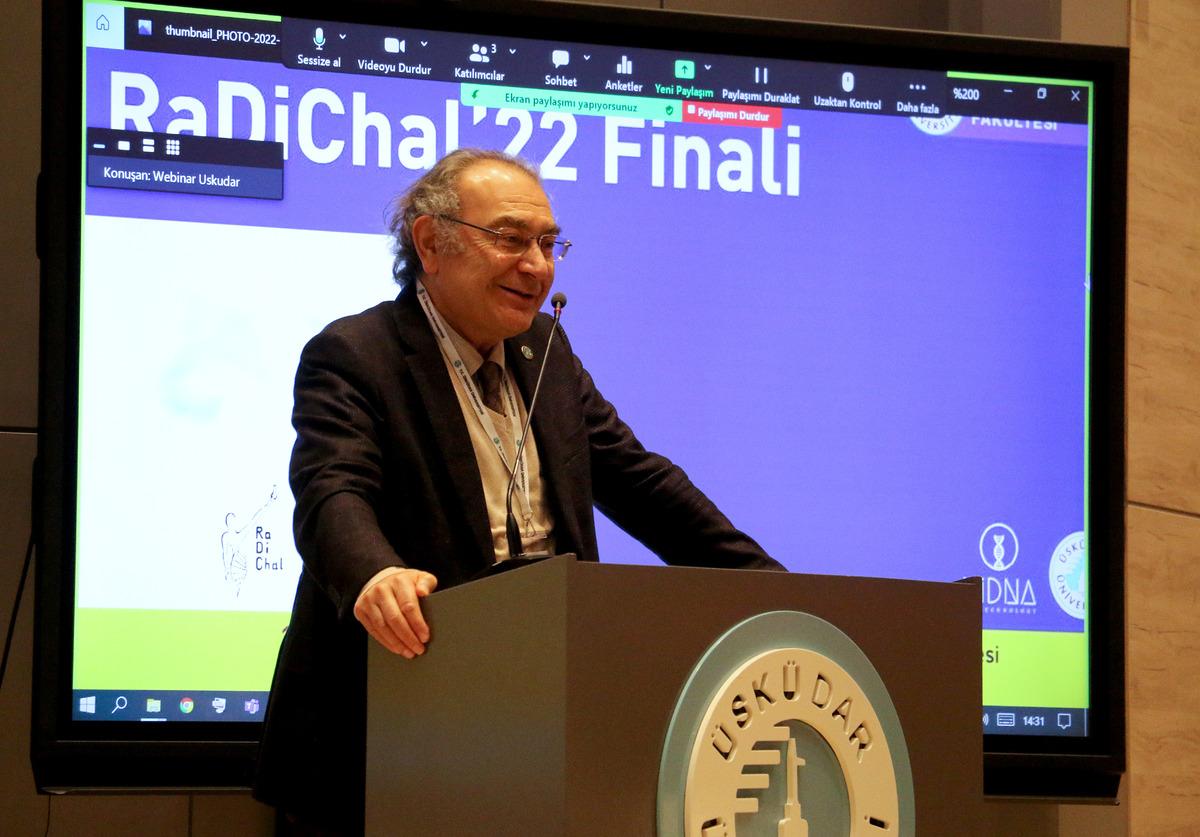 &Ouml;ğrencilerin nadir hastalıklar i&ccedil;in geliştirdiği &ccedil;&ouml;z&uuml;m &ouml;nerileri RaDiChal22'de yarıştı