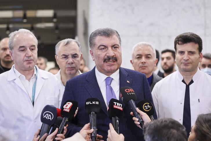 Sağlık Bakanı Koca, İstanbul'daki yaralı madencileri ziyaret etti: G1